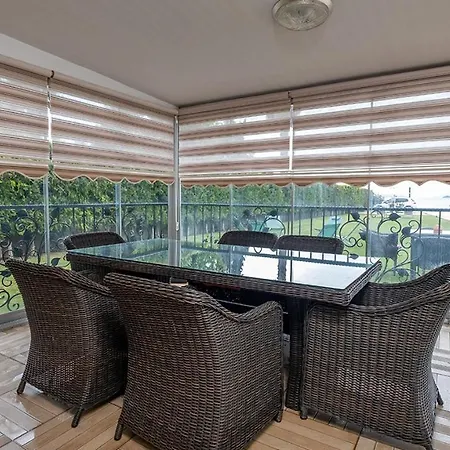 Villa Hisar *