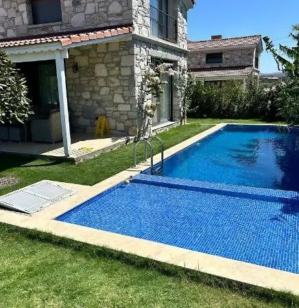 Villa Hisar *